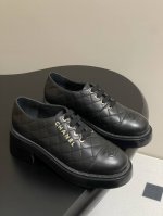 p400- 25K新款Chanel小香双C菱格厚底乐福鞋侧字母扣高跟系带单鞋 种草 上脚迷人气质女孩！干练又又慵懒随性 妥妥的甜酷风买错了！大双C装饰鞋面显得十