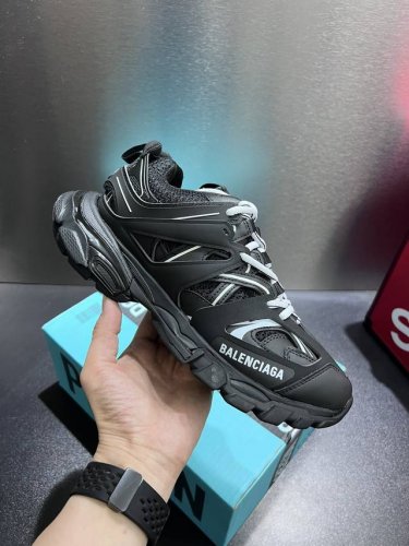 巴黎世家 户外概念鞋 Balenciaga Sneaker Tess 三代通货跑量版本 细节精准对位官方 私模组合大底原装大盒 从里到外 一切百分百还原官方配置