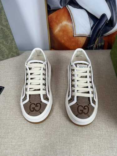 橙子出厂价 Gucci 古驰1977系列 经典刺绣gg厚底帆布鞋 休闲板鞋 情侣款 Gg厚底运动鞋复古刺绣休闲运动鞋松糕厚底酷飒风格复古拼色板鞋帆布鞋 早春爆款