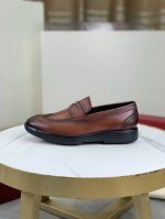 工厂价 顶级品质 Salvatore Ferragamo 菲拉格慕商务皮鞋，1:1顶级代购品质，鞋面进口精选原版开边珠小牛皮，内里垫脚均用进口原版水染牛皮，进口