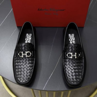 出厂价： 牛里 品牌：菲拉格慕ferragamo 标准码：男码38 44 45定制 等级：官网同款 材料：原版进口牛皮面牛皮里 原版耐磨轻便大底 款式类别：男士
