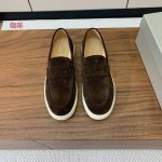 Brunell* Cucinell* 男款乐福鞋。简约时尚。鞋面牛京，牛皮内里，高密度弹力乳胶 可拆卸独立高弹力乳胶鞋垫 原版大底。 码数：39-46 39、4