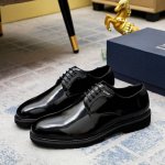 工厂价 Dior 迪奥 香港专柜新款休闲男鞋上市 官网1:1制作 意大利编织牛皮+水染皮内里 欧美大师设计 完美造型打造专柜品质，纯色橡胶耐磨大底加经典炫头！超