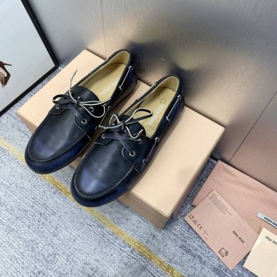 出厂价 顶级品质 独家首发miumiu*缪缪厚底2024年新款英伦风厚底乐福鞋 怎么穿都好看今夏时髦精最爱 看起来不怎么舒服 上脚超级舒服 超级重工 每一双都是