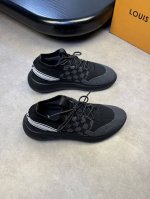 Louis Vuitton 路易威登 -高端品质 原单休闲运动鞋-鞋面：品牌飞织布匹、后跟品牌织带塑胶品牌logo-内里：垫脚；品牌帆布-大底：超轻TPU发泡；