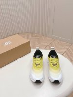 高版本 情侣款 Loewe 罗意威 X On Cioudtilt2.0跑鞋情侣款罗意威 X On 昂跑全新合作系列跑步鞋 品牌与瑞士高性能运动品牌on携手打造的