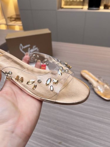 350 christianlouboutin路铂廷 Cl红底鞋‖ 全球限量！来自拉斯维加斯的祝福灵感来自拉斯维加斯的炫彩霓虹 手工制作，精致工艺收藏级作品 绝对