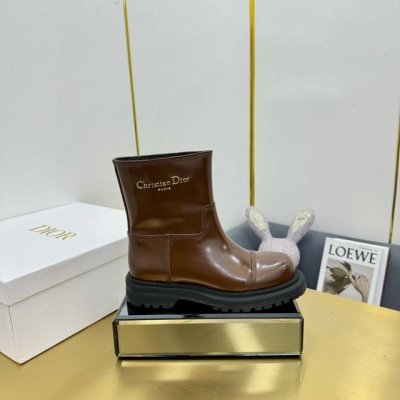 迪奥短靴 Cd迪奥秋冬季最火一脚蹬低跟骑士靴 [嘴唇][嘴唇]原版开发 面料采用d- Major电绣拼色字母logo一比一 制作 [嘴唇][嘴唇]内里羊皮 码3