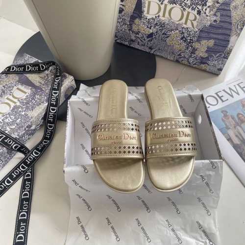 出厂： DIOR 迪奥2025 顶级专柜 春季新款官网上新 独家首发 迪奥Dior 25SS CD-type 镂空平底拖 Dior拖鞋 dior美鞋 DIOR经