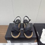 Chanel 25s 最新春夏 编织带坡跟 拖鞋凉鞋 ins&小红书巨多网红上身！上脚超性感！真的太美了！高级穿着又仙女简约时髦又有设计感 而且都非常非常好穿实