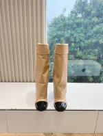 G030Chanel 香奈儿*小香秋冬新款字母骑士靴库靴这款骑士靴真的是帅气时尚的代表，靴筒chanel字母点缀 低调不失奢华！简约时尚个性又大气！自然流畅的美