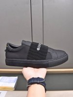 纪梵希 Givenchy 低帮 标准码：38-44； 45 46 可以定做 等级：官网同款 原单品质材料：原版小牛皮，搭配原版水染羊皮内里牛皮乳胶鞋垫 ，原版防