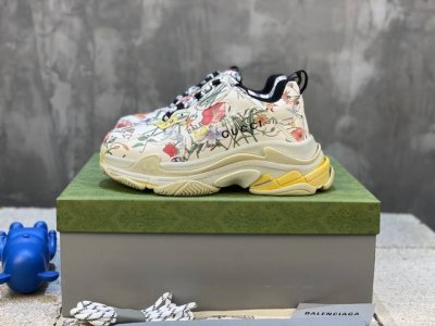 顶级版本 尺码：35-45 莞产纯原顶级版本 Gucci x Balenciaga Triple S古驰巴黎世家 强强联名 独家首发#正确拼接联名鞋盒 内附鞋带