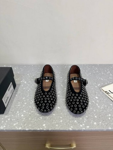 ALAIA 阿莱亚 小众潮牌 25ss春夏新款芭蕾舞鞋 法国高端一线高定品牌 AzzedineAlaia:时尚界最后的手艺人巴黎时装界以及全世界都享有盛誉维多利
