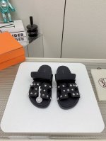 女款360 男款390（顶级版本） H家 2025秋冬新款 Herme*S最近火到不行的情侣款二舅鞋- 凉鞋,搭配各种彩色袜子，潮爆了 鞋面：进口小牛皮 内里：