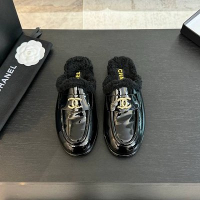 代购级 官网同步盒包装 ChaneL 24K泰迪毛毛鞋 秋冬新款 小香羊羔毛鞋 舒适保暖平底毛毛鞋 秋冬新款半拖香奶奶新品乐福鞋半拖 设计简约高级，超级百搭款！