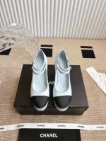 布面 皮面 Chane 小香25Ss春夏新品走秀双C防水台高跟鞋 个性时尚潮流 必入款 上脚不仅显腿细 而且显腿长 鞋面采用进口小牛皮内里采用丝绸羊皮 意大利进