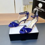 顶级版本 官网同步chanel 24细跟高跟鞋 罗马鱼嘴凉鞋 香奶奶家一贯的优雅名媛气质 高级感十足 上脚非常nice～ 不管光脚穿或搭配裙装、裤装、 都非常百