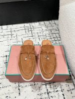 男+10 #情侣 代购级 Loro Piana 乐悠翩雅 25 升级版本 情侣 乐福 半拖 Lp是意大利顶级奢侈品牌 低调奢华 设计都是一贯纯色系 简单、细节巧