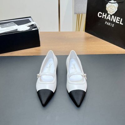 顶级版本 2024早秋新款chanel 香奈儿小香风平底鞋尖头玛丽珍单鞋后空拌带凉鞋 香奶奶家一贯的优雅名媛气质 高级感十足！上脚非常nice～不管光脚穿或搭配