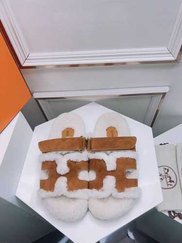全年做货 羊京系：驼色 工厂批 ，男款10 Sss最新火爆款，官网小红书同步，二舅毛拖面毛里款，只做 全真皮 全真毛 专柜质量 女款35-42 41、42定做