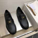 Ce＊Ll＊ 高品级，顶尖工艺 休闲商务款 正码男：38一45 4一11 独家原小牛皮，全里小牛皮回力垫脚！原真皮大底！货！品质细看细节图，质感超强！可1：1经