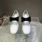 出￥350～Chanel24C新品蝴蝶结玛丽珍单鞋可盐可甜 高级感满满！ 原版圆头楦型+原版一致蝴蝶花 鞋面：小牛漆皮 内里/垫脚：羊皮 大底：真皮底 跟高：5