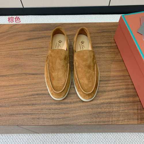 冲量价: Loro Piana 光面乐福鞋。意大利顶级羊绒复古优雅低调奢华。时尚性与皮料实用性同样兼具依然全网最高品质。鞋面羊京丝质柔滑。手工缝线，水染皮里，原