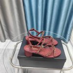 厂价P Chane*｜小香25P春夏新品 双C链条粗跟凉鞋 链条凉鞋今年的大爆款 已被它的美貌折服得随性自然 又有香家经典的霸道 从皮质到五金满满的高级感 上脚