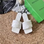 橙子出厂价 Bottega Veneta 夏季经典 Bv葆爹天团 大编织方头平底拖鞋 跟高：平底、8Cm 码数：34-40
