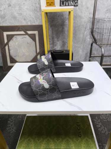 实价 情侣款 GUCCI-古奇 百搭休闲拖鞋，进口原版材质，羊皮内里 高档舒适，原版大底轻盈耐磨！纯手工制作，细节决定品质！37-44 35.36.46.47定