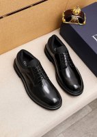 商品商标：Dior 迪奥 商务皮鞋正码码数: 38-44 45订做商品材料：精选 意大利进口头层开边珠牛皮鞋面，进口水染牛皮内里 强烈立体视觉效果，原版大底颜