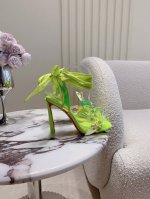 拖鞋 凉鞋 Christian Loubouti* 新款重工红底高跟凉鞋 纯手工缝制胶片花朵 水钻点缀精致奢华 闪耀夺目 富贵迷人 交织出童话般的梦境 垫脚羊皮