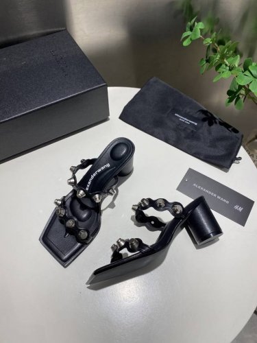 大王 新款！Alexander Wang亚历山大王高跟鞋女士奢侈品Alexande* Wang凹凸感带按摩的鞋垫配上注胶 Logo 搭配最潮方头+高弹注塑材质