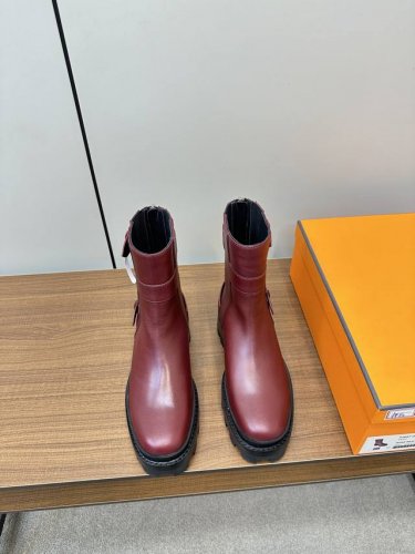 Hermes H家新款爱马仕 浪漫刺绣高跟及踝靴机车短靴 顶级原单品质，市面最高版本，出厂价批 鞋面：进口头层纳帕牛皮，内里牛皮，垫脚混种羊皮，精选头层小牛皮高