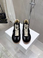 情侣款 男10 Maisonmargiela Mm6 马吉拉 高帮情侣款针织连袜漏孔德训鞋 休闲运动鞋 原版购入开发 做货 鬼才设计师品牌，一个轻奢品牌 这一款