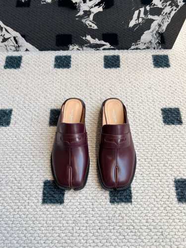 高定品质！Maison Margiela MM6分趾鞋 Tabi 意产植鞣羊皮！夏天的第一双 Margiela 乐福半拖 Tabi懶人高級出街的単品可正式 可休