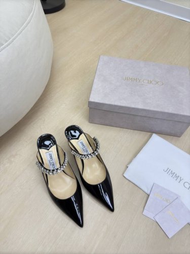 玛丽珍 钻链尖头拖鞋 系列 Jimmychoo黑色小牛漆皮 Collins StoreJimmy Choo 亮片 系列经典之作 最近好多宝宝来到collins