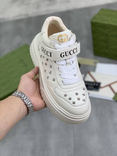 工厂价 实价 古驰 Gucci 经典时尚高帮男鞋，专柜同步，做工精致，搭色精美，鞋面采用原版柔软双g小牛皮古奇织带柔软羊皮内里羊皮垫脚 按原版调制的楦头不管上脚