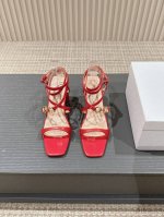 出厂 ， 迪奥 Dior 2024春夏新款高定系列 C’Est 粗跟方头女鞋 明星同款cd字母logo五金扣高跟交叉绑带凉鞋 原版开模五金扣 顶级高端版本 鞋面