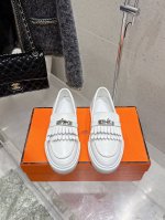 代购级 情侣款 男10 Hermes 爱马仕 H家 Game Kelly扣厚底乐福鞋 小牛皮乐福鞋风格免系带休闲运动鞋，搭配功能性镀钯Kelly鞋扣。 原版定制