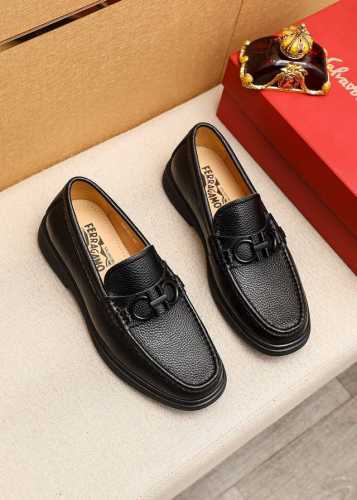 商品商标：Ferragamo 菲拉格慕 休闲皮鞋 正码码数: 38-44 45订制 商品材料：精选 进口头层荔枝纹牛皮鞋面+奢华五金扣，进口水染牛皮内里。强烈立