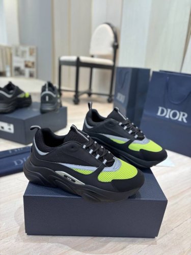 出厂价： 顶级版本 Dior 迪奥 经典款 B22系列 网面 休闲 运动鞋 老爹鞋原版购入开发 做货 国外超火的D家 运动 老爹鞋 市场最高品质 原版爆拆 完美