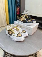 出厂价 Versace 范思哲～独特现代风运动鞋。专柜代购特殊布料打印吸汗真皮内里 拒绝脱色磨脚 鞋底：原厂特供原版底，超舒服耐磨防滑原版底，码数：38-44