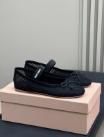 miumiu Ss25 New Arrival～ miu 25春夏渔网芭蕾舞鞋新品 经典鞋型，不同材质和细节工艺，呈现不同韵味，鞋底意大利进口牛皮 size 3