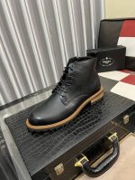 PRADA .普拉达 原单代购、高端商务皮鞋、面料：采用意大利进口小牛皮水染牛里 牛皮里特供原版大底、做工精细、实物_拍摄size：38-442色可选
