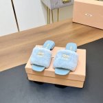 顶级版本 Miumiu 缪缪24Ss新款平底羊毛毛拖鞋 Zp开发miumiu真的太少女啦！进口澳洲羊毛超级软糯 舒适度超高！ 认准我家细节实力拍 专柜买版按正品