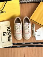 Fendi Match经典款整双鞋子采购Zp开发打造，全部定制材料，独家开模大底，细节全部对版出货，连包装也做到跟正品一样。码数:女：35-40 男39-44
