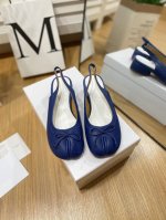 出厂价 MaisonMargiela｜MM6马吉拉复古蝴蝶结分趾后空凉鞋刻着“时髦”两字的猪蹄分趾鞋这次在原来的基础上又做了升级分趾开衩位置真的是考究工艺的细节