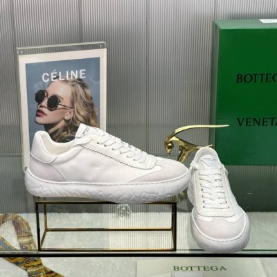 葆蝶家bottega Veneta专柜同步款！绑带运动鞋 特级牛反绒 羊皮，进口防水布！原板一比一复刻！39--44 38 45定制不退换